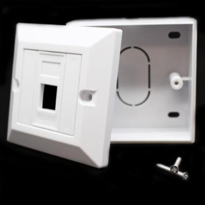 קופסאת פלסטיק RJ-45 Plastic box Cat5